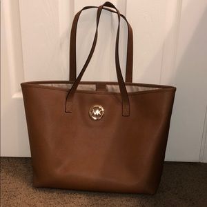 Michael Kors Hand Bag